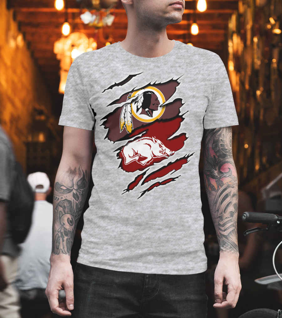 Washington Redskins And Arkansas Razorbacks Logo Mashup T-Shirt