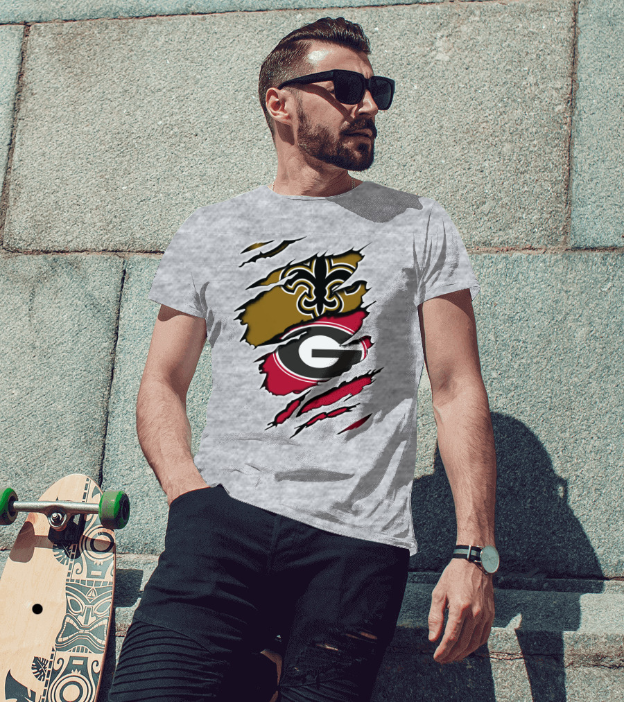 Saints Fleur-de-Lis Bulldogs Logo Ripped T-Shirt