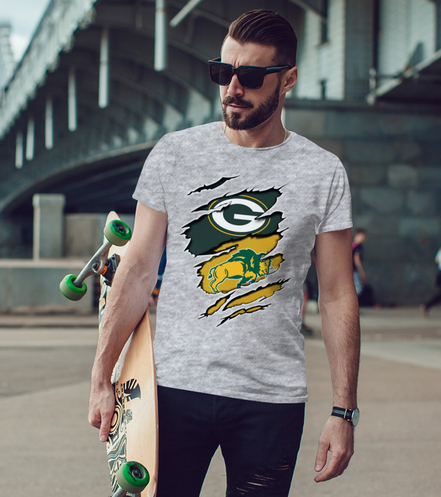 Packers Green And Gold G Logo With Dakota Bison Ripped T-Shirt