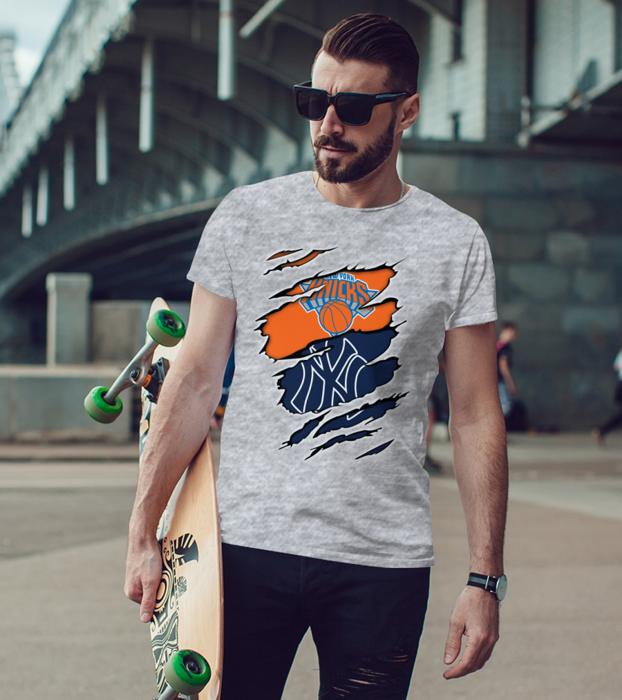New York Knicks Yankees Split T-Shirt