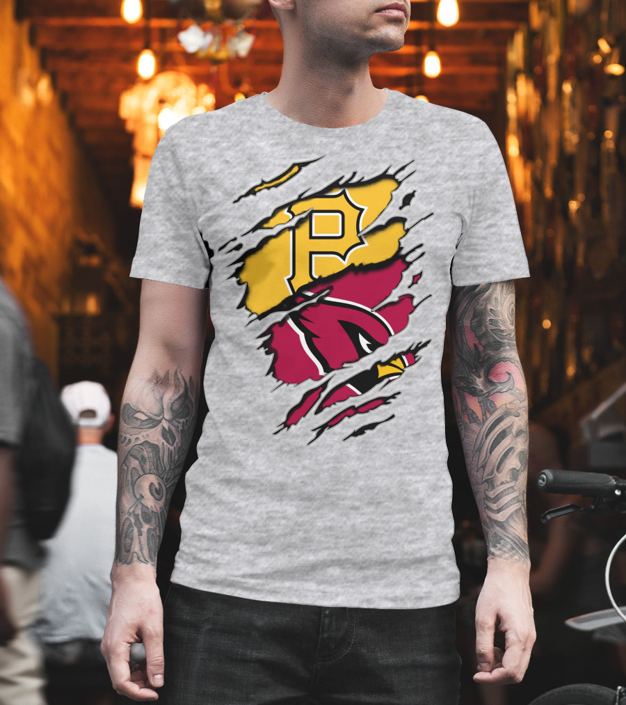 Cardinals Pirates Logos Ripped T-Shirt