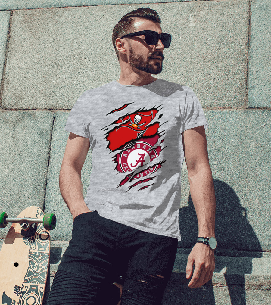 Alabama Crimson Tide Tampa Bay Buccaneers Ripped Flag Fusion T-Shirt