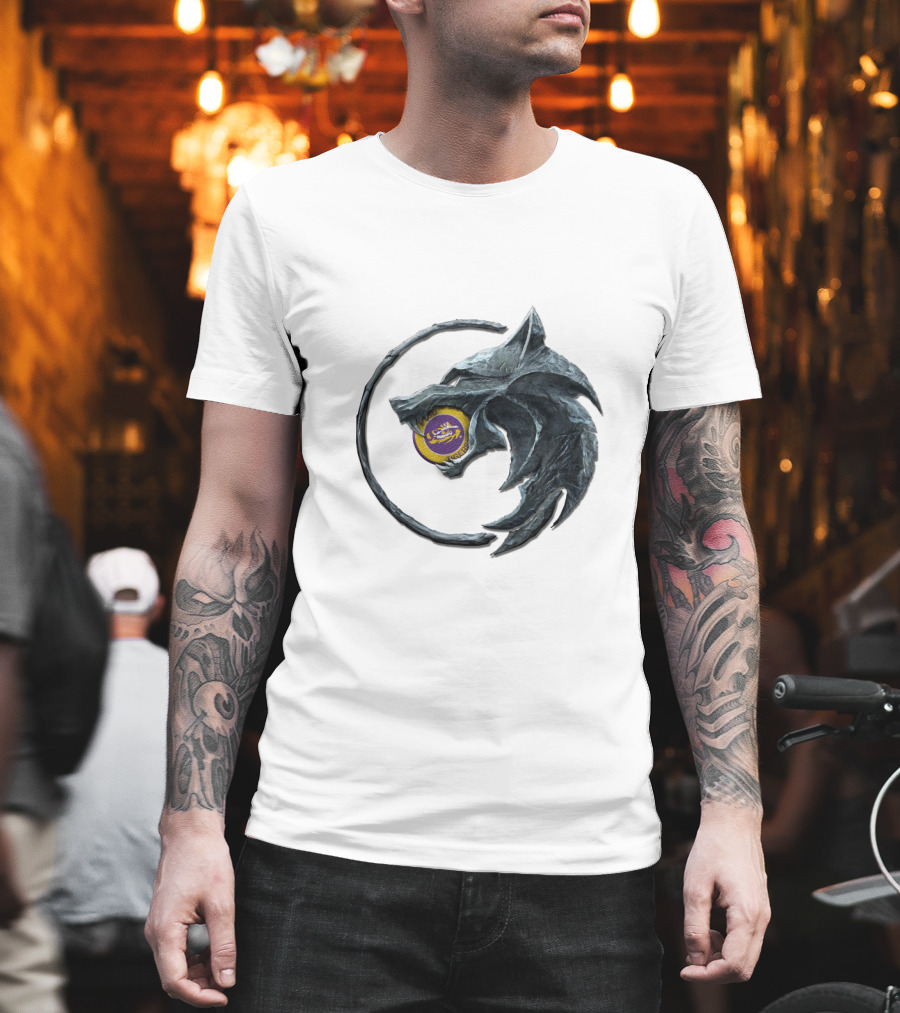 Cht1Twnc1009-1 Lunar Wolf Emblem With Purple And Gold Badge T-Shirt