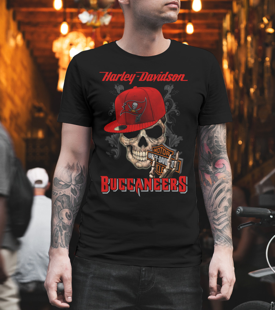 Harley Davidson Buccaneers Skull With Motorcycle Logo Tampa Bay Buccaneers T-Shirt