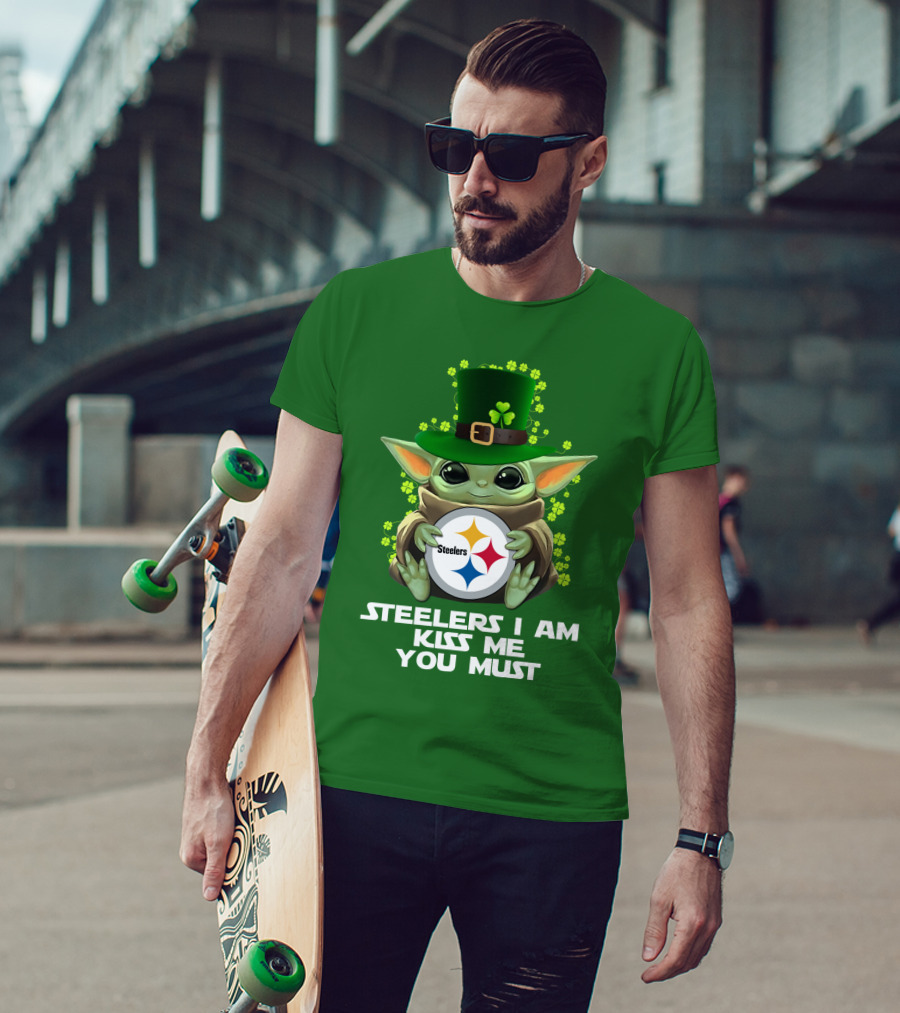 Steelers I Am Kiss Me You Must Baby Yoda St. Patrick's Day T-Shirt