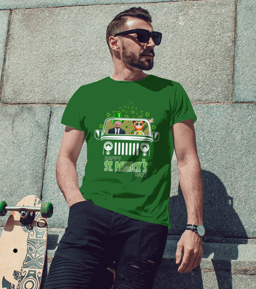 Happy St. Patrick's Day 51 Lyle Lovett Jeep With Leprechaun And Shamrocks T-Shirt