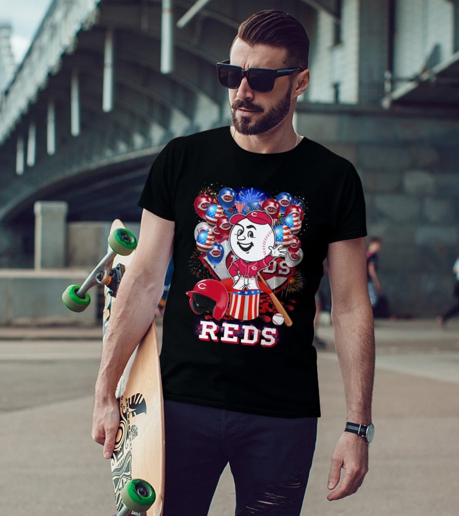 Mlb Cincinnati Reds Baseball Mascot Celebration With Fireworks And Patriotic Details T-Shirt