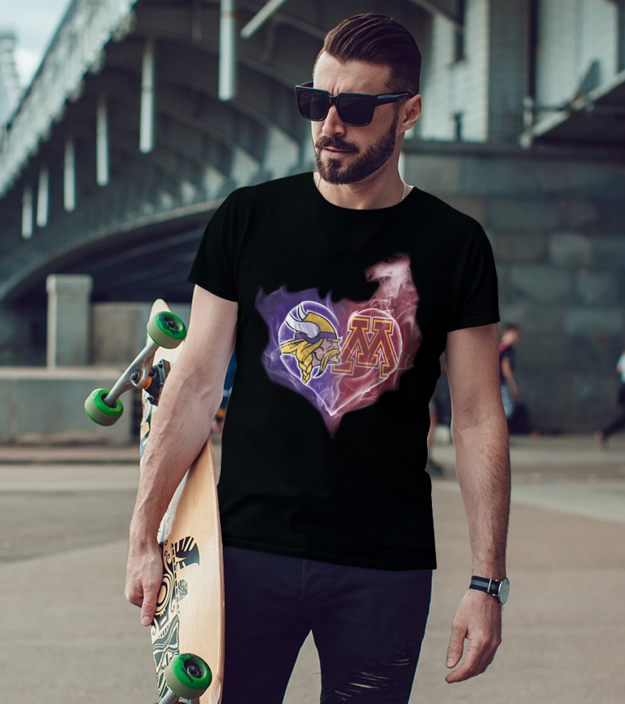 Vikings Minnesota Purple Gold Heart M T-Shirt