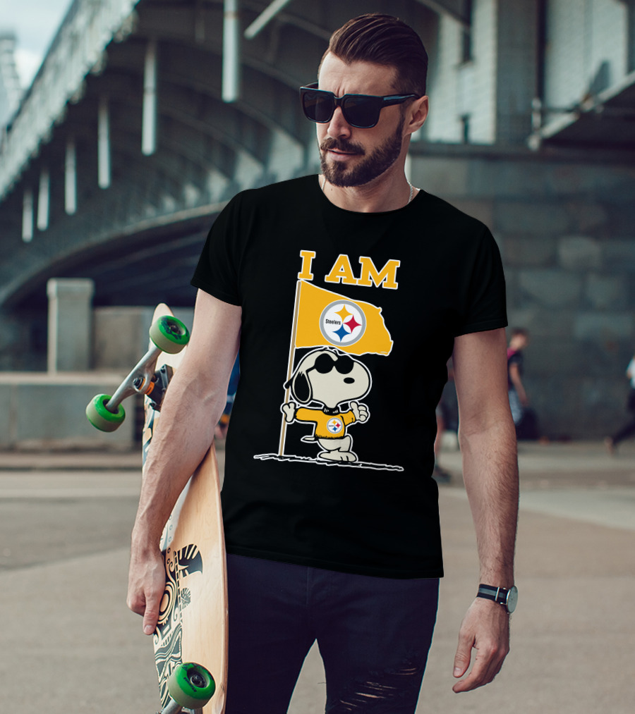 I Am Pittsburgh Steelers Snoopy Flag T-Shirt
