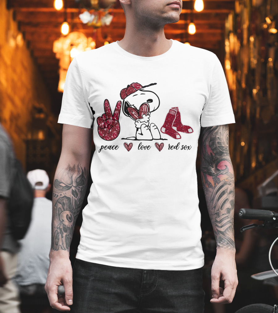 Peace Love Red Sox Snoopy Baseball Fan T-Shirt