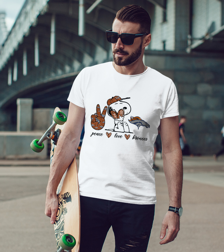 Peace Love Denver Broncos Snoopy NFL Fan T-Shirt