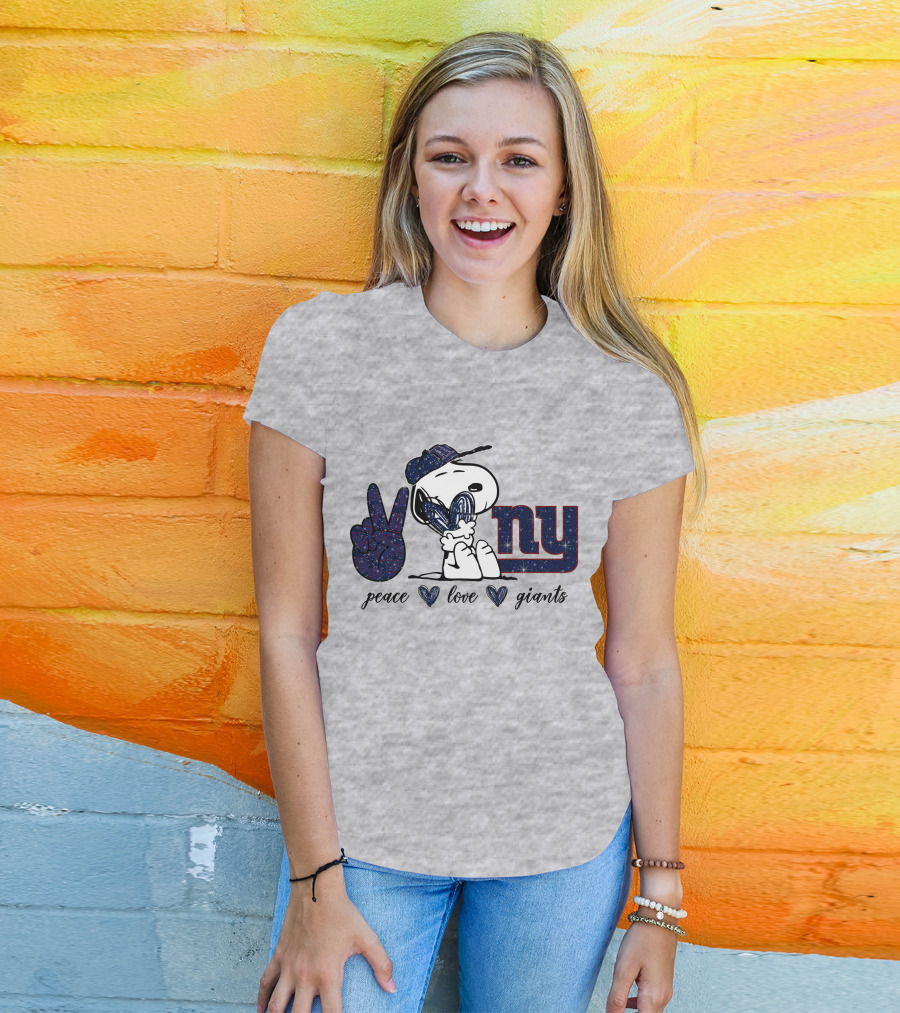 Peace Love NY Giants Snoopy Football Vintage Vibes T-Shirt