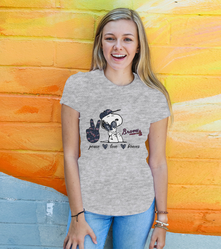 Peace Love Braves Snoopy Fan T-Shirt