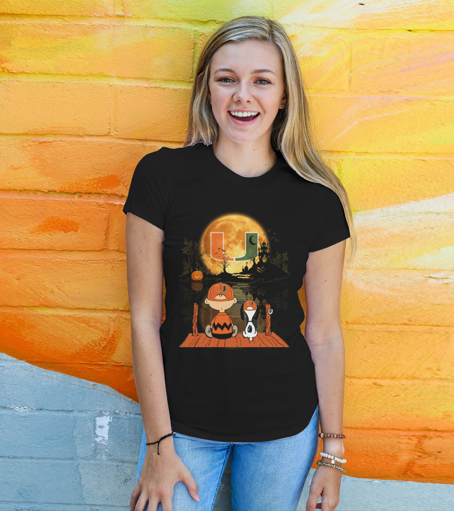 Miami Hurricanes Halloween Full Moon U Logo Charlie And Snoopy Scene T-Shirt
