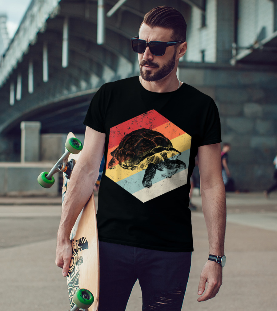 Sulcata Tortoise Reptile Lovers African Turtle Retro Vintage T-Shirt