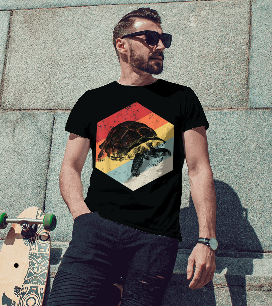 Sulcata Tortoise Reptile Lovers African Turtle Retro Vintage T-Shirt