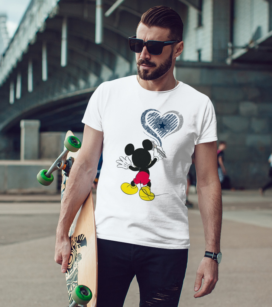 Mickey Painting Dallas Cowboys Heart Star T-Shirt