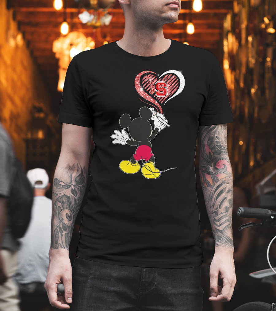 Mickey Drawing Heart Nc State Wolfpack T-Shirt