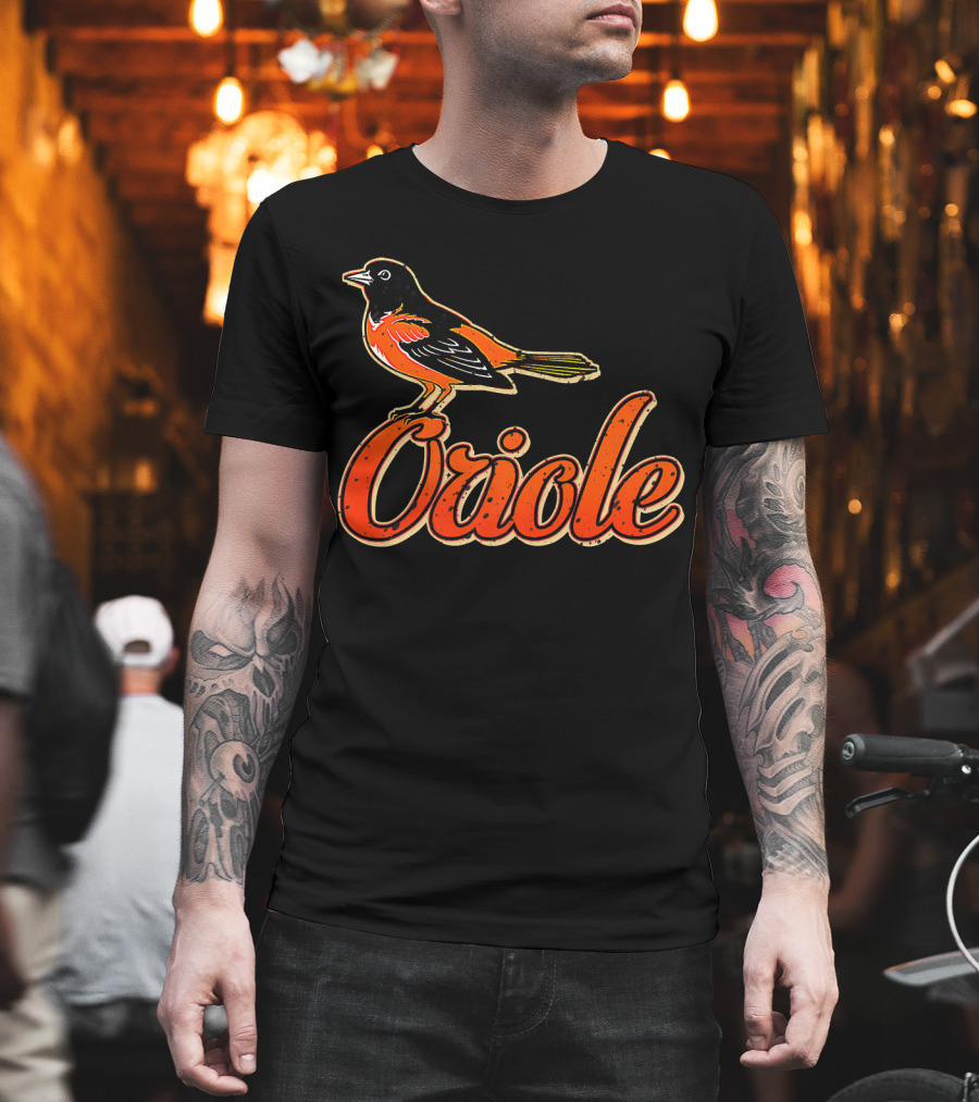 Vintage Oriole Bird Script Text Amazing Bird T-Shirt
