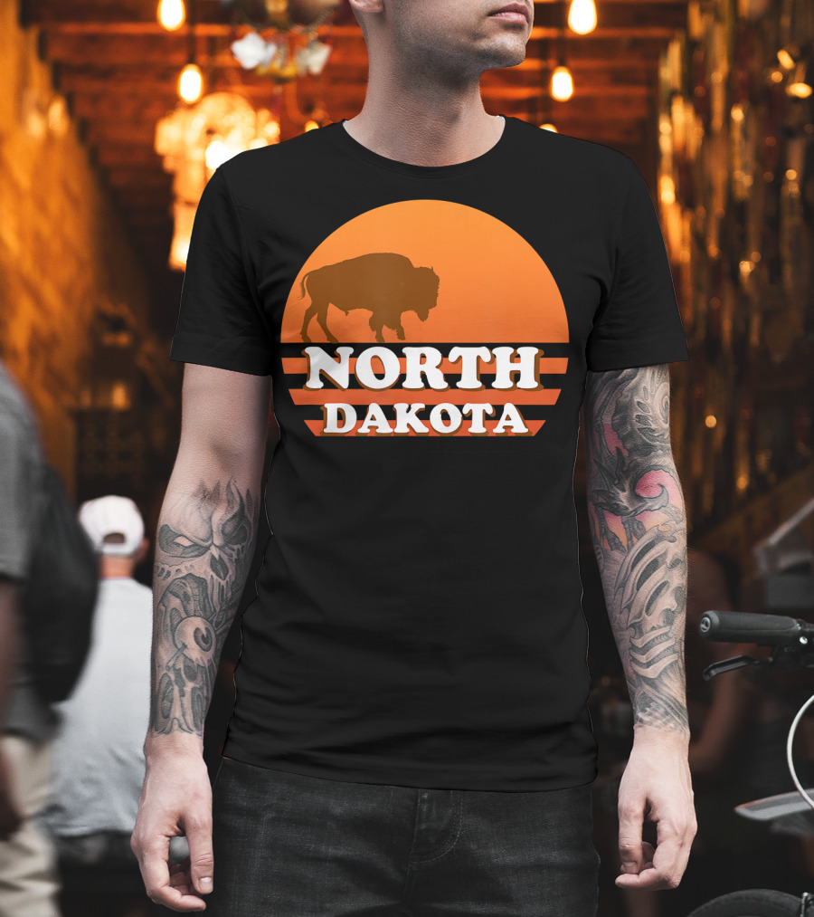 Vintage Sunset North Dakota 70s 80s Retro Buffalo T-Shirt