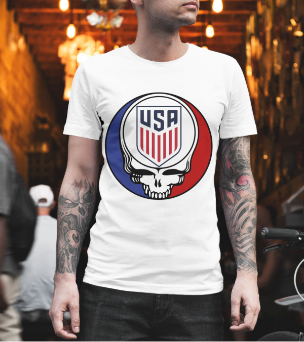 USA Soccer Grateful Dead Skull Logo Red Blue Badge T-Shirt USA Soccer Grateful Dead Skull Logo Red Blue Badge T-Shirt