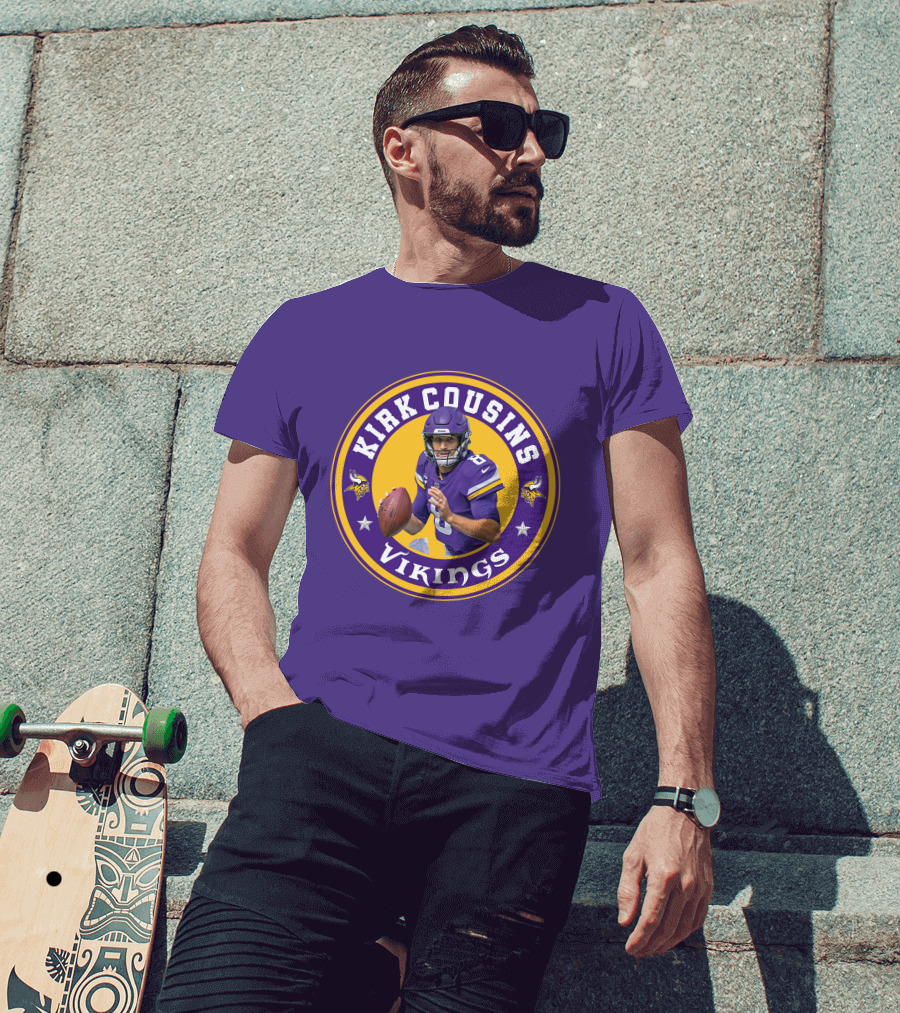 Kirk Cousins Minnesota Vikings Football Quarterback NFL Logo Circle T-Shirt