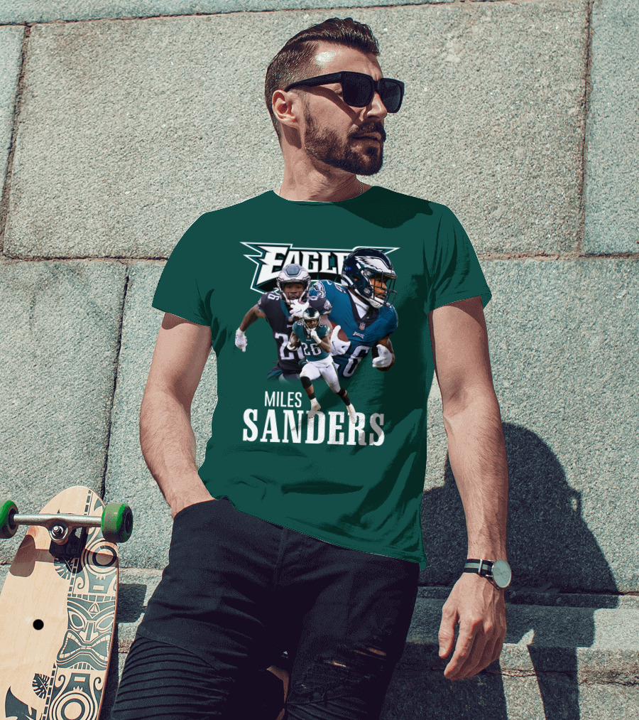 Eagles MS26 Running Back Action Play T-Shirt