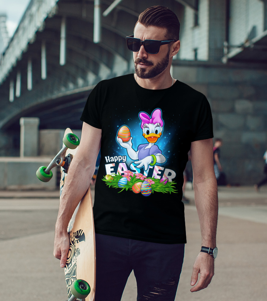 DAISY Duck Holding Easter Eggs Happy Easter T-Shirt