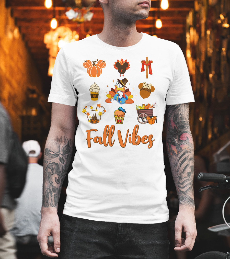 Fall Vibes Donald Thanksgiving Decorations Pumpkin Mickey Mouse Cupcake T-Shirt