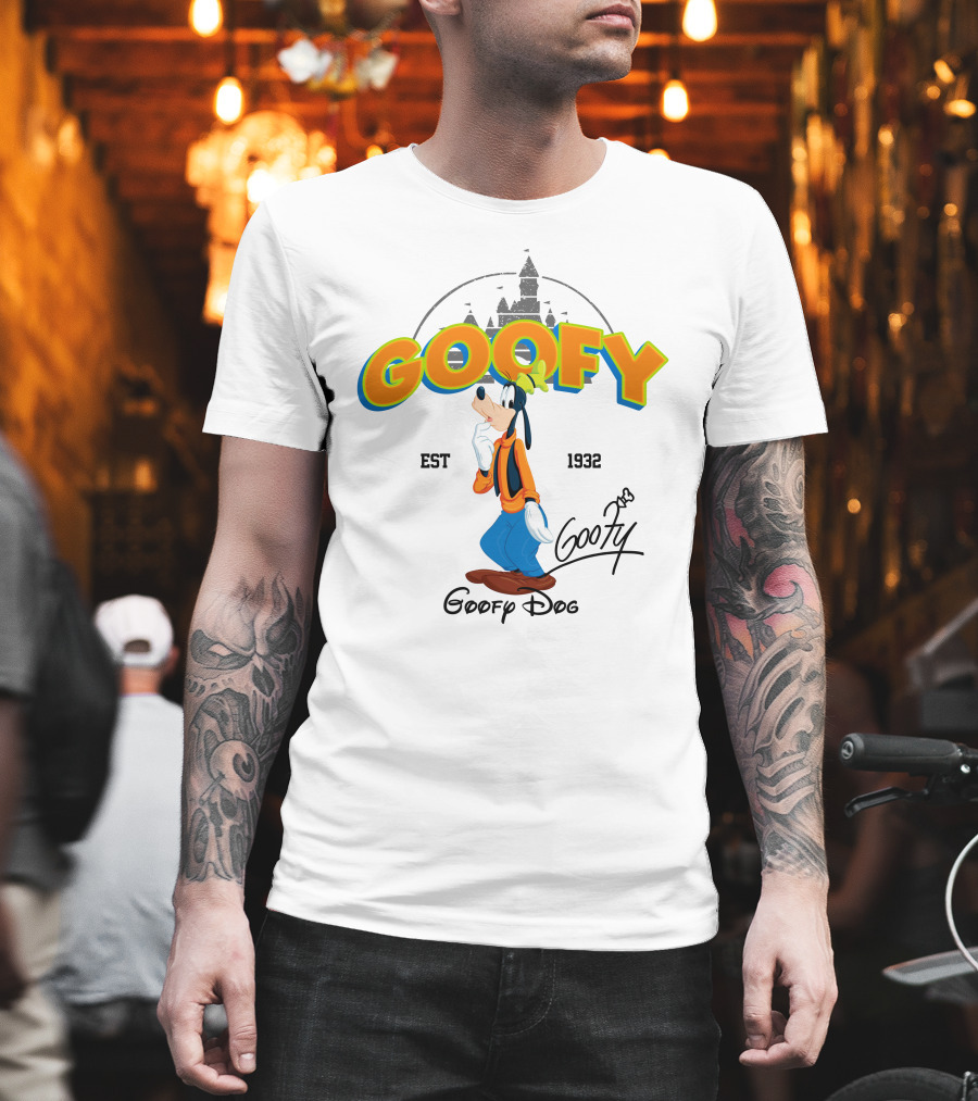 Goofy Est 1932 Disney Goofy Dog Castle Backdrop T-Shirt