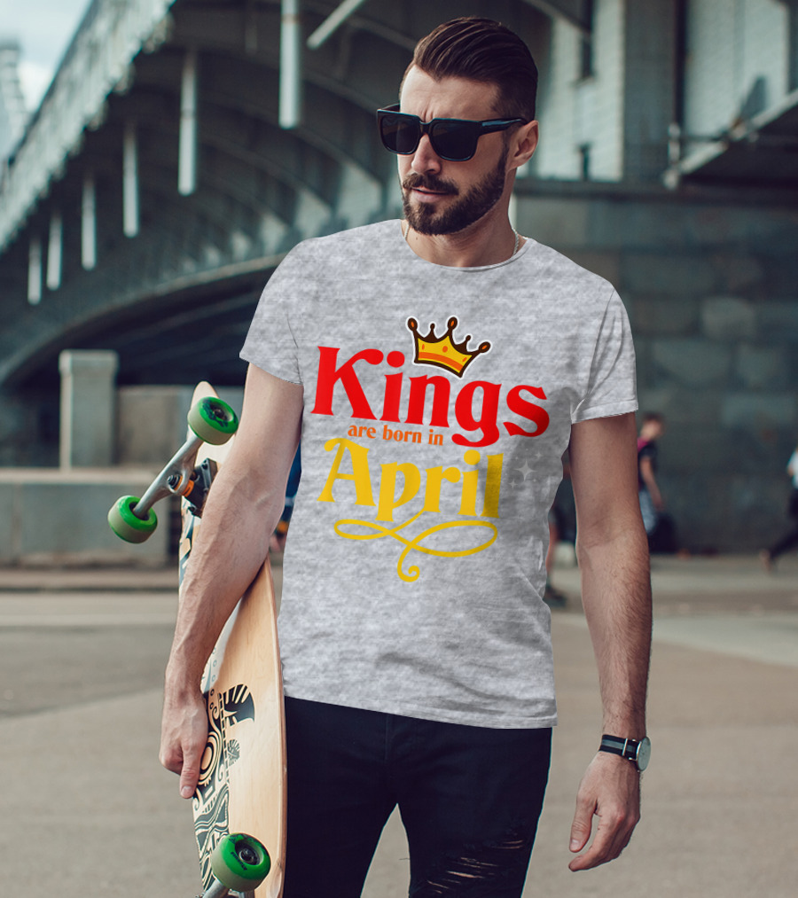 Kings Are Born In April Crown Sparkle T-Shirt
