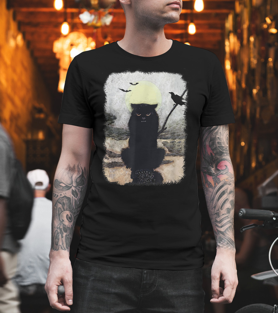 Moonlit Spooky Halloween Scary Black Cat With Bats And Crow T-Shirt