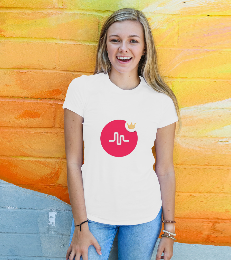 Tate McRae Musical.ly Logo Crown T-Shirt