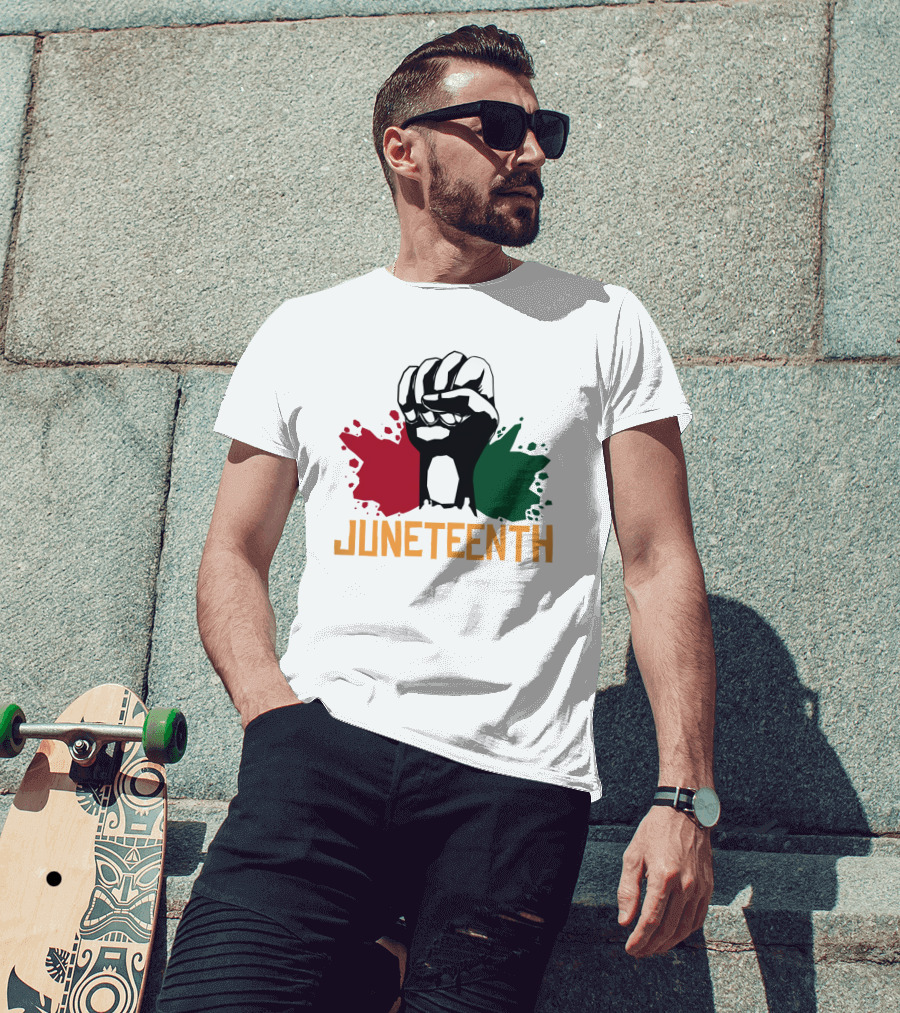 JUNETEENTH Raised Fist With Red Black Green Paint Splashes T-Shirt
