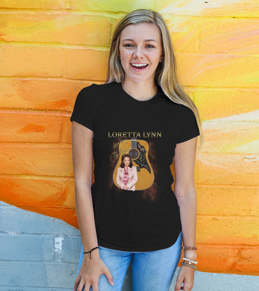 LORETTA LYNN Signature Guitar Country Music T-Shirt