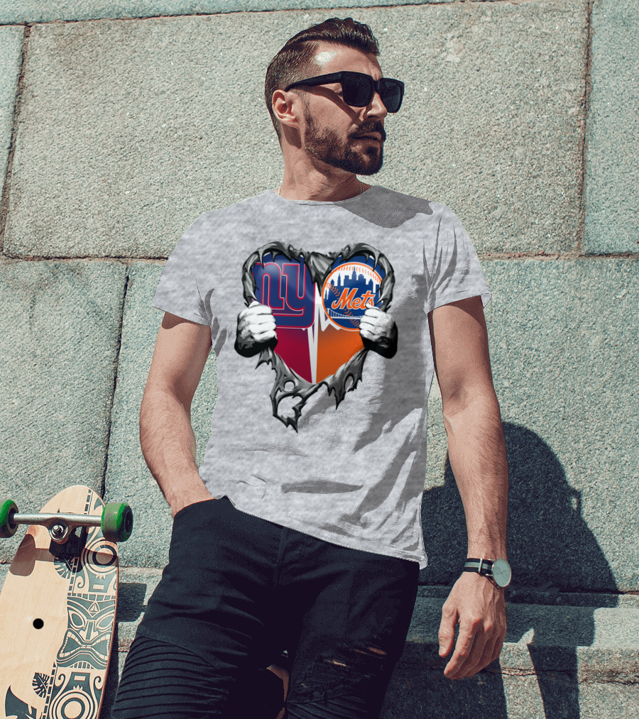 New York Giants Mets Heart Rip T-Shirt