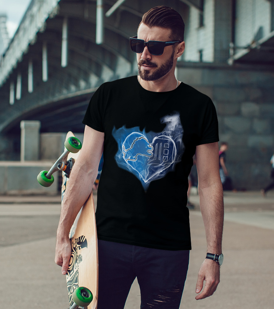 Detroit Lions And Tigers Heart T-Shirt