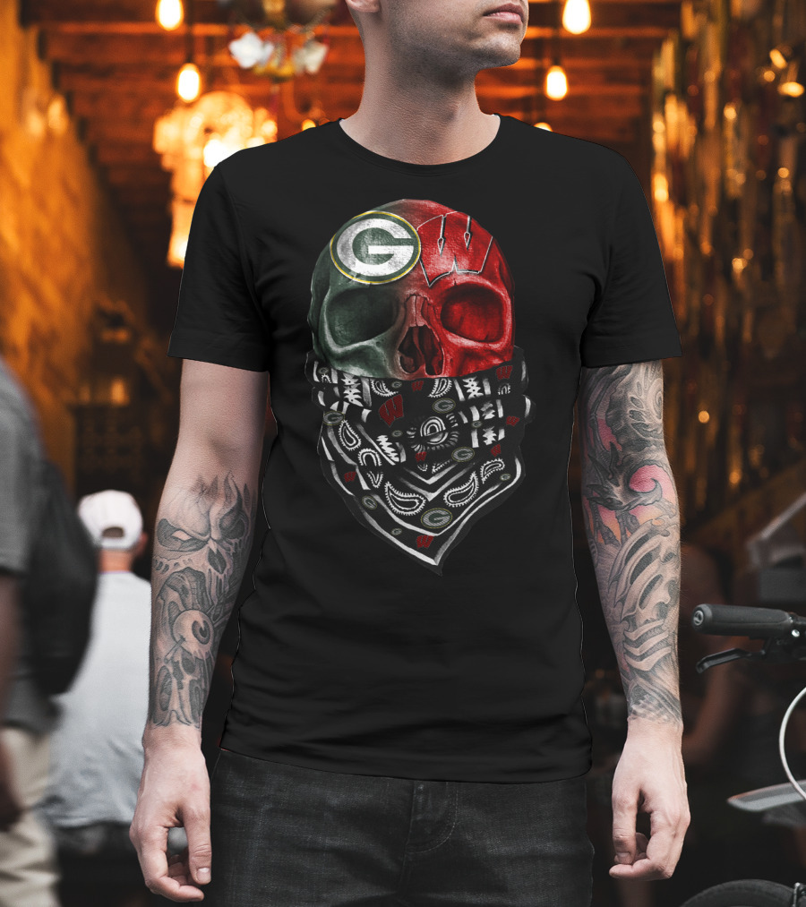 Green Bay Packers Wisconsin Badgers Skull Bandana T-Shirt