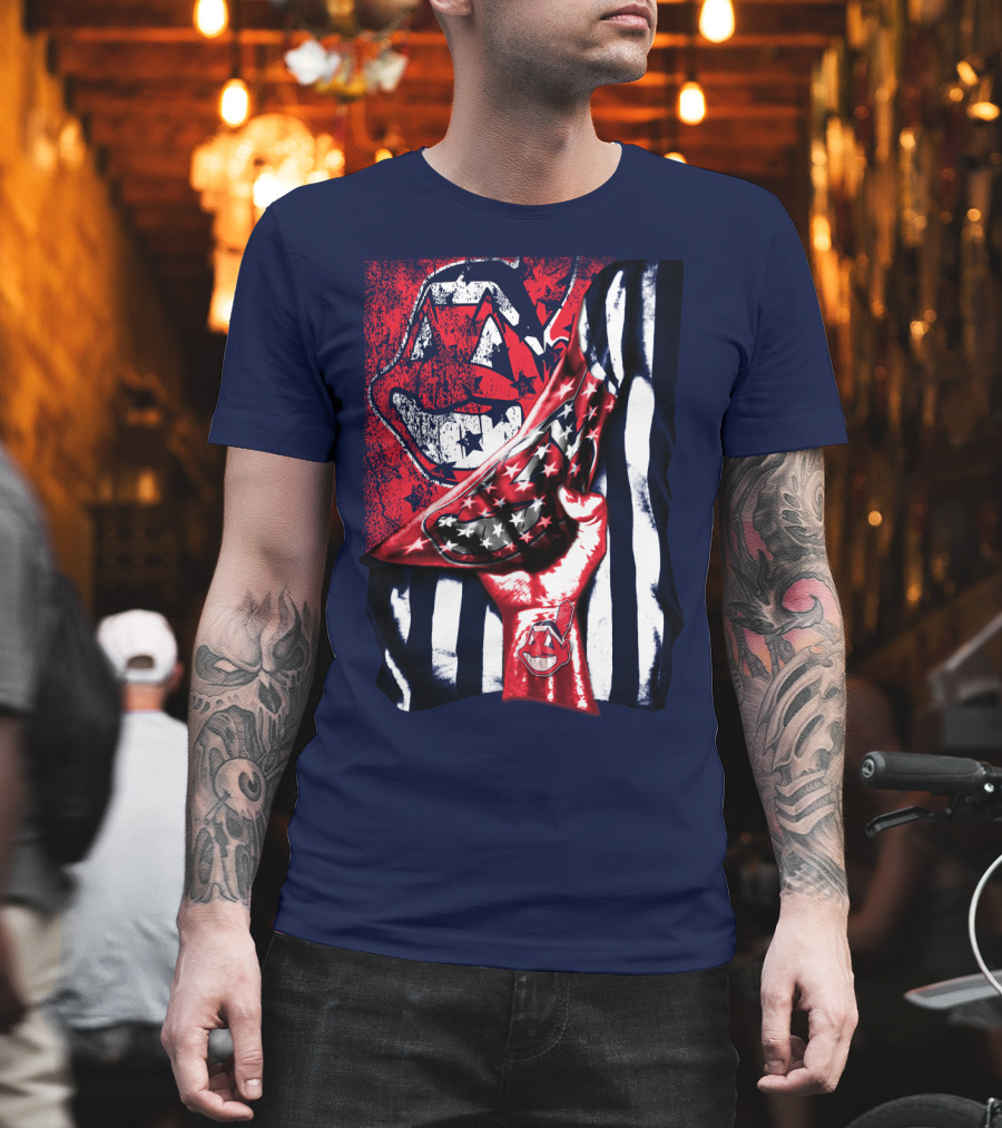 Cleveland Indians Pride American Flag Baseball Team Spirit T-Shirt