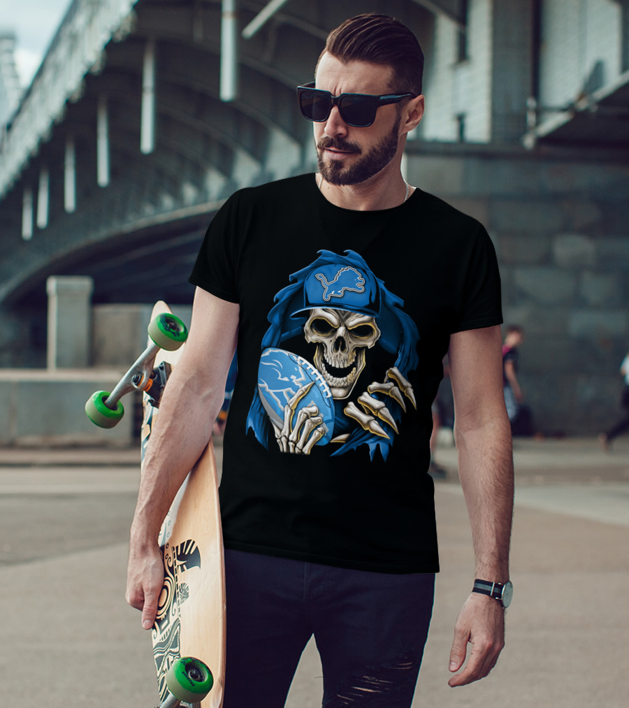 Skullbong Detroit Lions Skeleton With Football And Cap T-Shirt