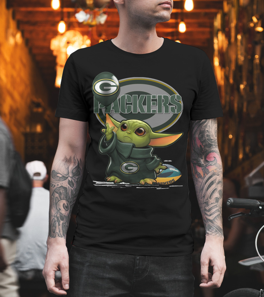Packers Green Bay Baby Yoda Football Fan T-Shirt