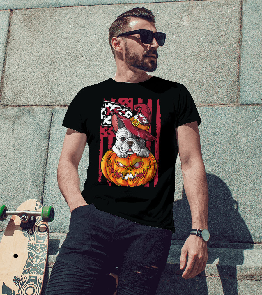 Hlw Bulldog Kansas City Chiefs Halloween Pumpkin Wizard Hat T-Shirt