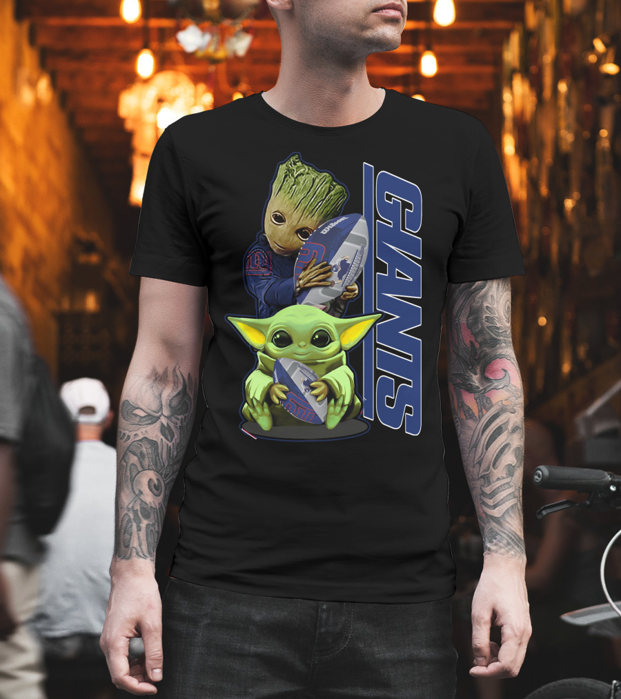 Grzd New York Giants Baby Groot And Grogu Football T-Shirt