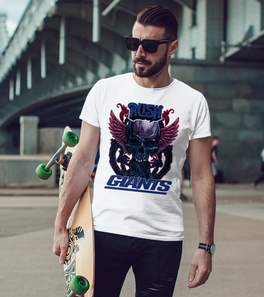 Rush New York Giants Skull With Wings And Chains T-Shirt