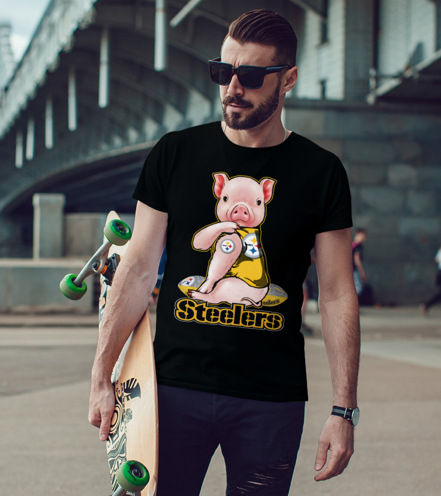 Steelers Pig With Football T-Shirt
