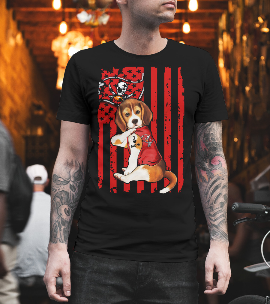 Beagle Puppy Tampa Bay Buccaneers I Love Mom Tattoo Patriotic Flag T-Shirt