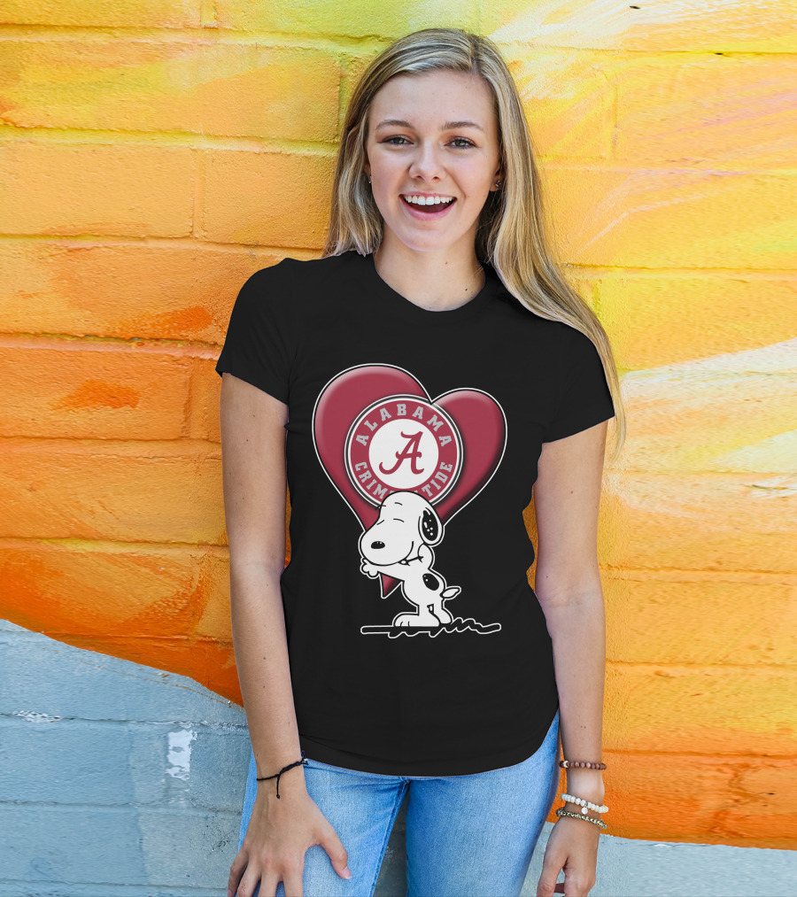 Snoopy Hugging Alabama Crimson Tide Heart T-Shirt