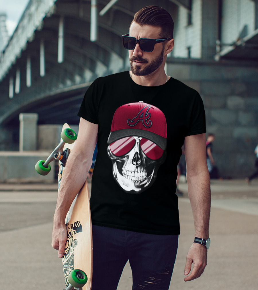 Skull V7 Atlanta Braves Hat And Sunglasses T-Shirt