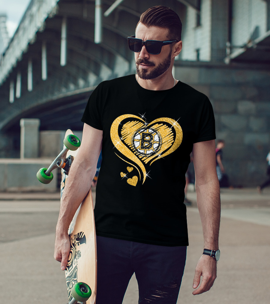 Boston Bruins Heart Glitter Logo Diamond T-Shirt