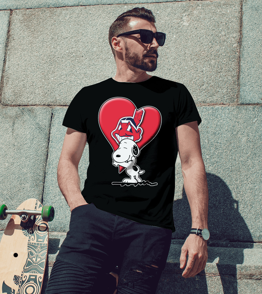 Snoopy Hugging Cleveland Indians Logo Heart T-Shirt